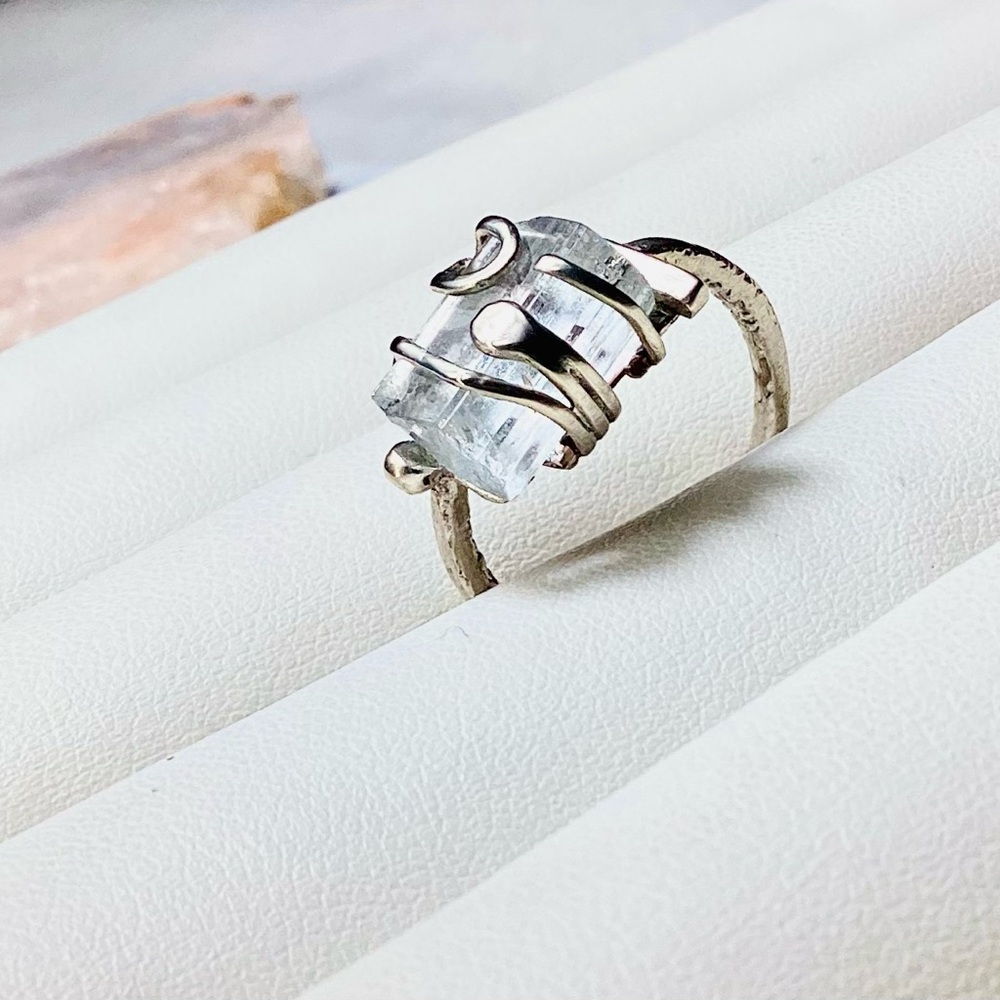 Raw Aquamarine Contemporary Art Ring